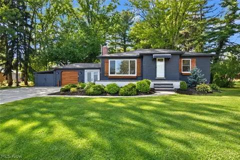 11924 Abbey Rd, North Royalton, OH 44133