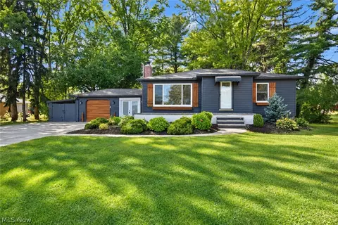 11924 Abbey Rd, North Royalton, OH 44133