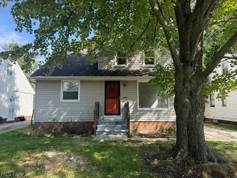 3949 Jo Ann Dr, Cleveland, OH 44122