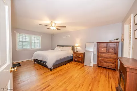 Bedroom - 6793 Tanglewood Dr, Boardman, OH 44512 photo 1 of 12