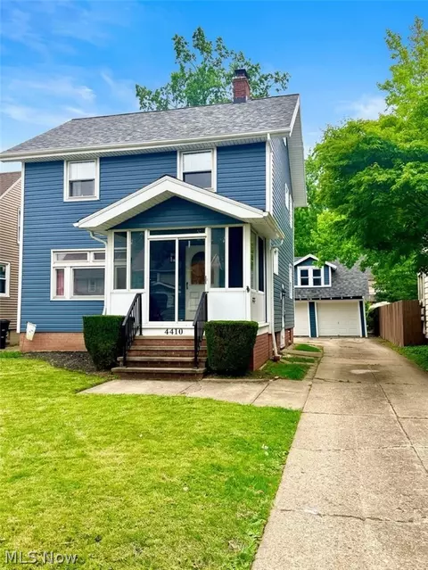 4410 W 171st St, Cleveland, OH 44135