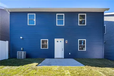 Exterior - 5239 Forest Ave, Maple Heights, OH 44137 photo 6 of 9