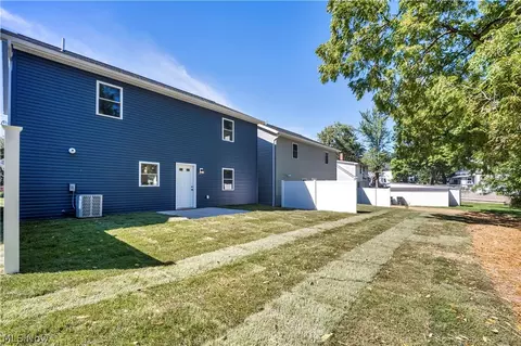 Exterior - 5239 Forest Ave, Maple Heights, OH 44137 photo 7 of 9