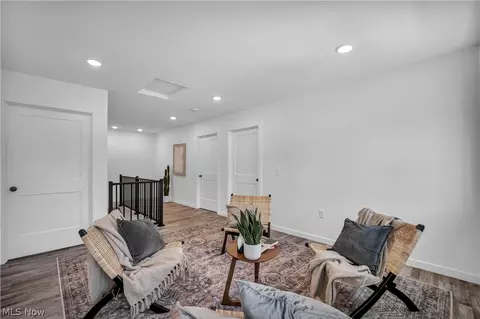 Entry Way - 5239 Forest Ave, Maple Heights, OH 44137 photo 3 of 7