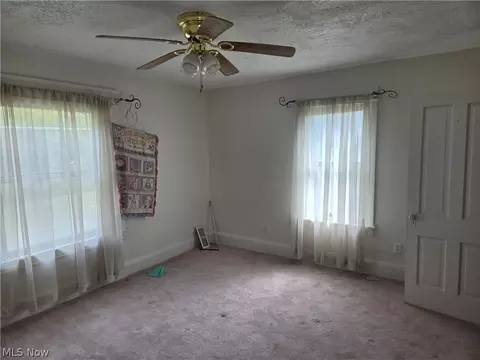 52 Wilhelm St, Struthers, OH 44471 photo 7