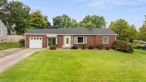 2388 W Manor Ave, Poland, OH 44514