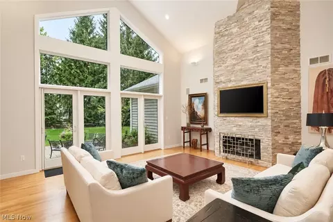 Living - 3364 E Glencoe Rd, Richfield, OH 44286 photo 1 of 3