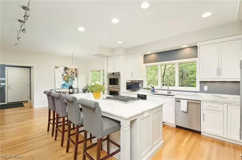 Kitchen - 3364 E Glencoe Rd, Richfield, OH 44286 photo 2 of 3