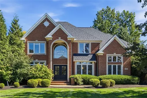 1351 Cobblestone Chase, Westlake, OH 44145