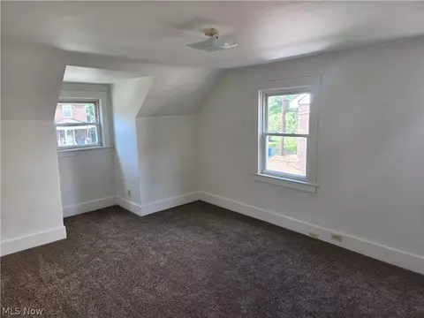 442 Garfield St, Struthers, OH 44471 photo 7