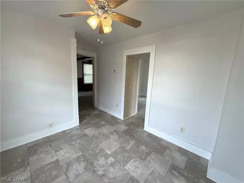 527 Columbus Ave NW, Canton, OH 44708 photo 7