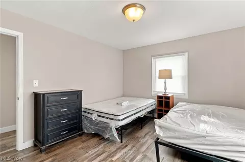 Bedroom - 1875 Perth Rd, Madison, OH 44057 photo 4 of 9