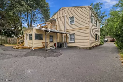 Exterior - 1875 Perth Rd, Madison, OH 44057 photo 4 of 5