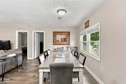 Dining - 1875 Perth Rd, Madison, OH 44057 photo 2 of 5