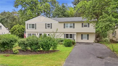 Exterior - 1875 Perth Rd, Madison, OH 44057 photo 2 of 5