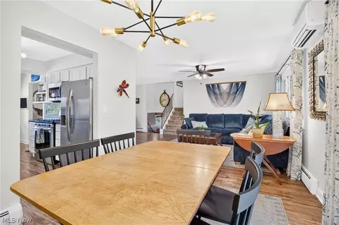 Dining - 35755 Solon Rd, Solon, OH 44139 photo 2 of 4