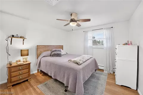 Bedroom - 35755 Solon Rd, Solon, OH 44139 photo 1 of 3