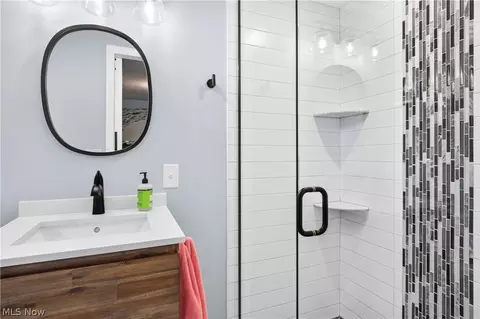 Bath - 35755 Solon Rd, Solon, OH 44139 photo 3 of 3