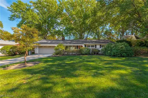 1647 Westhill Blvd, Westlake, OH 44145