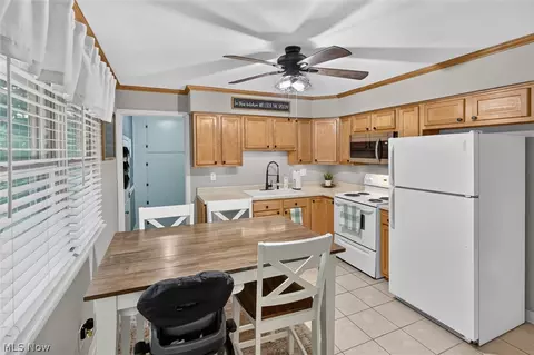 Kitchen - 166 Pinewood Dr, Elyria, OH 44035 photo 1 of 3