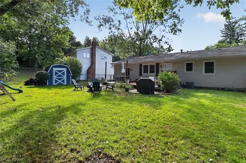 Exterior - 166 Pinewood Dr, Elyria, OH 44035 photo 9 of 15