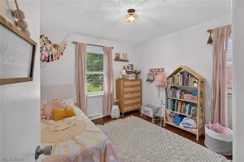 Bedroom - 166 Pinewood Dr, Elyria, OH 44035 photo 2 of 6