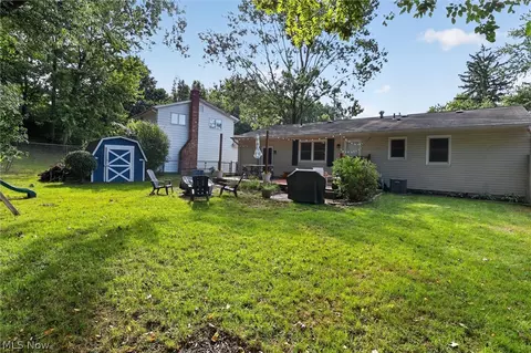 Exterior - 166 Pinewood Dr, Elyria, OH 44035 photo 10 of 15