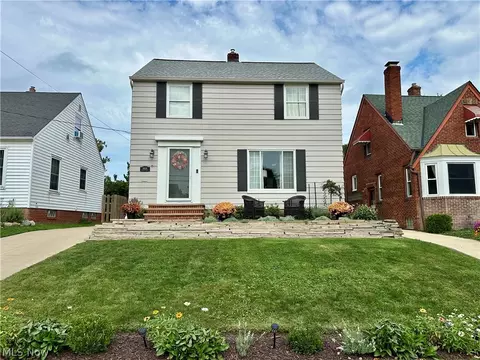 6608 Orchard Grove Ave, Cleveland, OH 44144