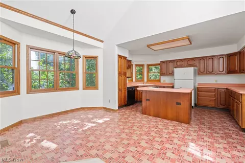 Kitchen - 3126 Cliffside Dr, Akron, OH 44321 photo 1 of 3