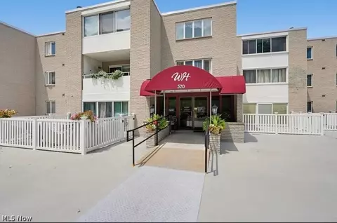 520 Meredith Ln #507, Cuyahoga Falls, OH 44223