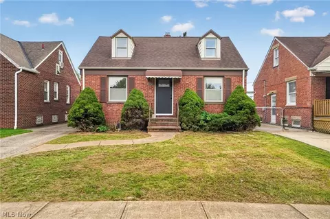 13517 Saint James Ave, Cleveland, OH 44135