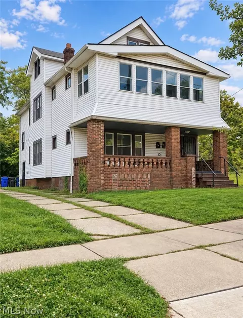10305 Manor Ave, Cleveland, OH 44104