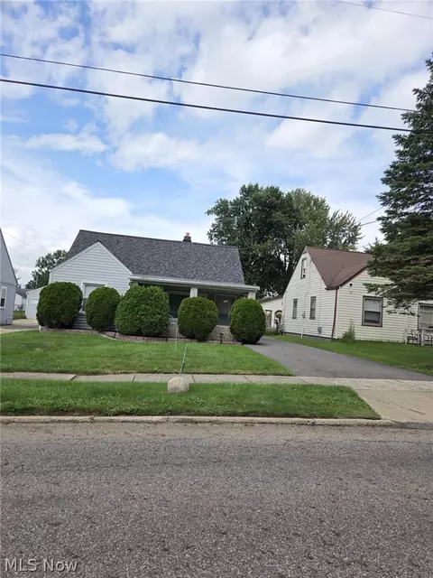 1558 Thalia Ave, Youngstown, OH 44514