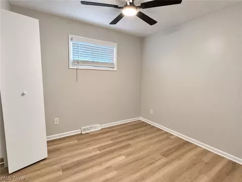 Bedroom - 405 Baldwin Rd, Akron, OH 44312 photo 5 of 6