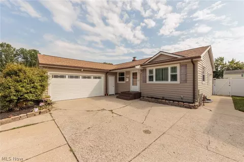 23537 David Dr, North Olmsted, OH 44070