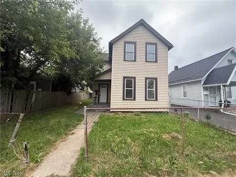 7619 Lawn Ave, Cleveland, OH 44102