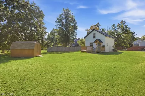Exterior - 40 Eagle St, Madison, OH 44057 photo 6 of 6