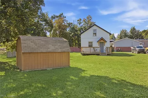 Exterior - 40 Eagle St, Madison, OH 44057 photo 4 of 6