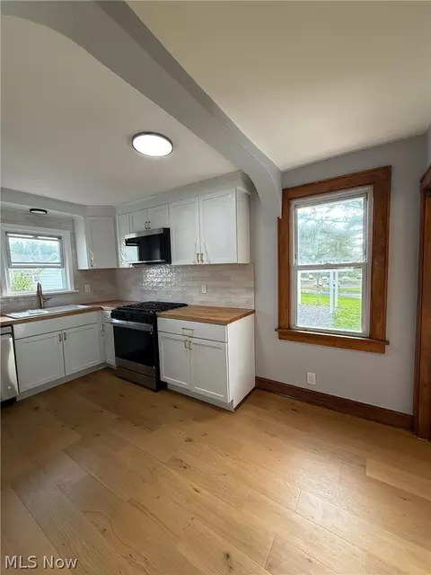 Kitchen - 7740 Tod Ave, Boardman, OH 44512 photo 1 of 3