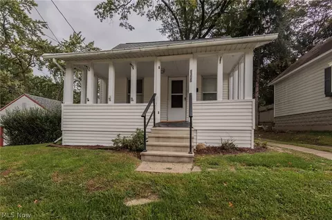 Exterior - 1305 Big Falls Ave, Akron, OH 44310 photo 2 of 8