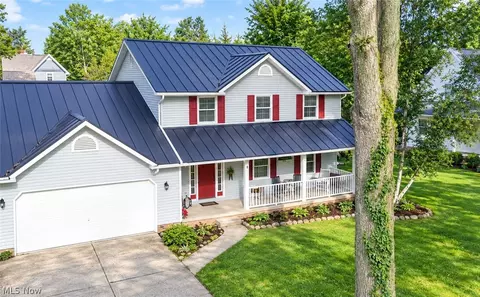 228 Forest St, Wellington, OH 44090
