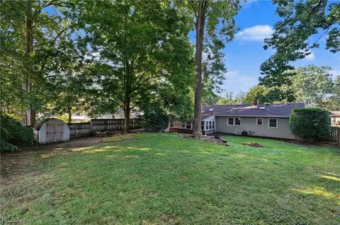 Exterior - 4617 Commodore Dr, Stow, OH 44224 photo 10 of 16