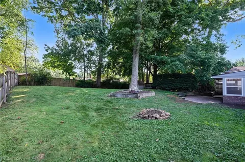 Exterior - 4617 Commodore Dr, Stow, OH 44224 photo 8 of 16