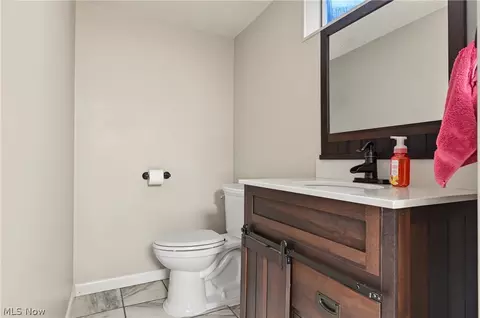 Bath - 4617 Commodore Dr, Stow, OH 44224 photo 3 of 3