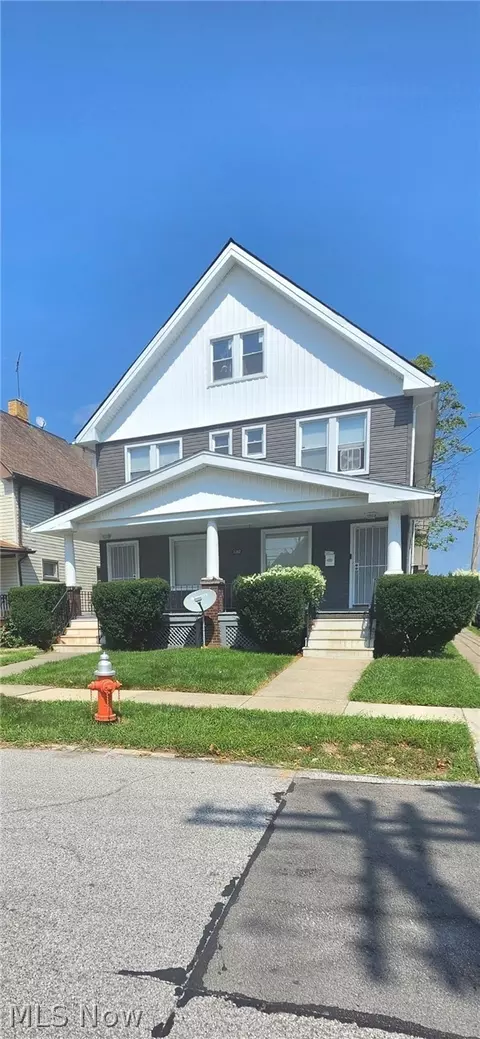3204 Altoona Rd, Cleveland, OH 44109