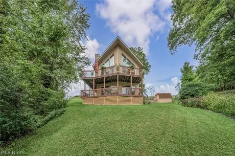 2671 Gayer Rd, Valley City, OH 44280