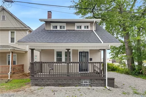 532 Hazel Pl, Akron, OH 44304