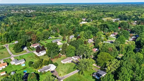 View/Area - 3045 Spencer Cir E, Geneva, OH 44041 photo 1 of 2