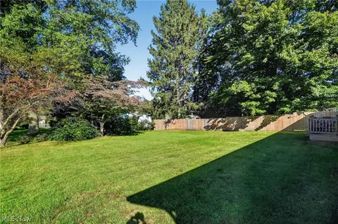 Exterior - 3045 Spencer Cir E, Geneva, OH 44041 photo 6 of 9