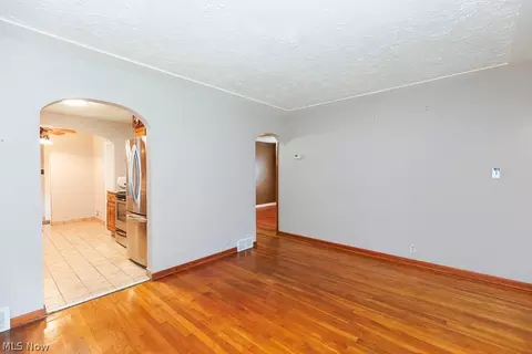 Living - 114 Sheriff St, Elyria, OH 44035 photo 2 of 6